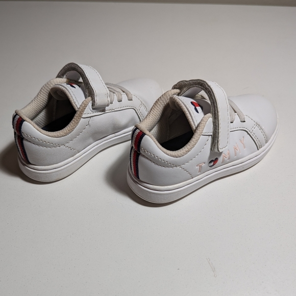 Tommy Hilfiger Girls Toddler Size 7 Shoes - Picture 3 of 7
